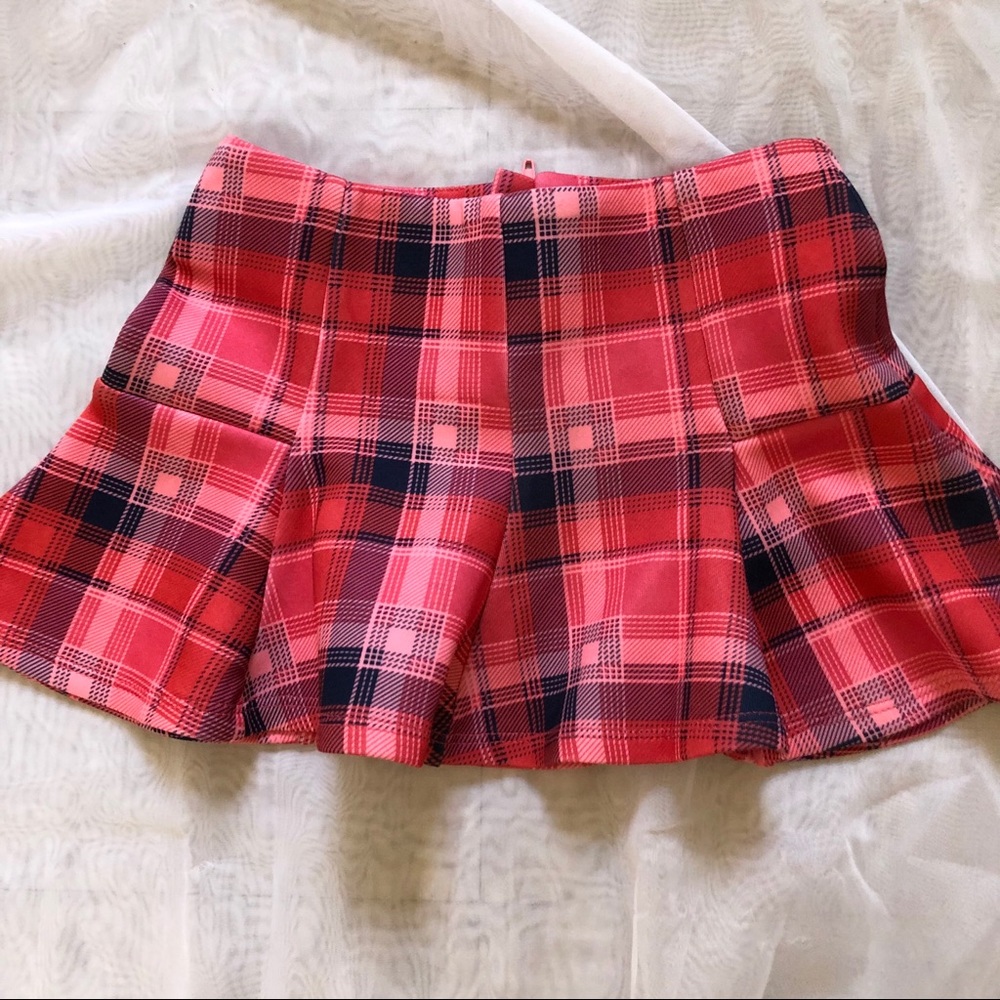 Tommy Hilfiger Skirts - Picture 2 of 5
